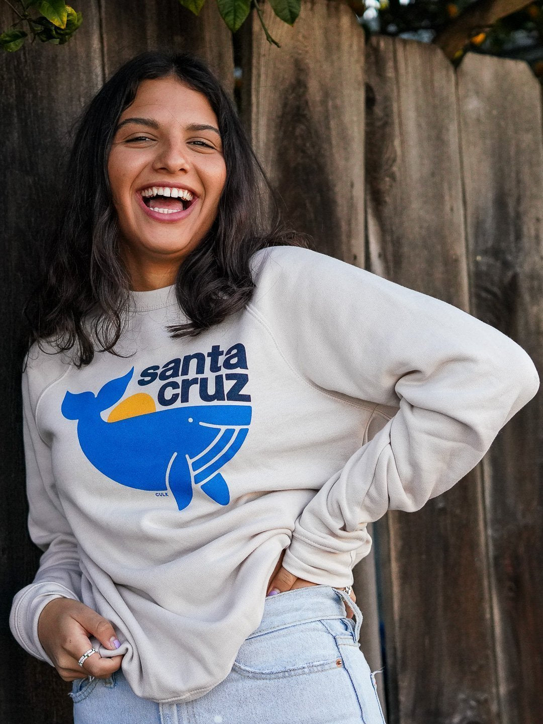 Santa Cruz Whale Crewneck Cream-Culk
