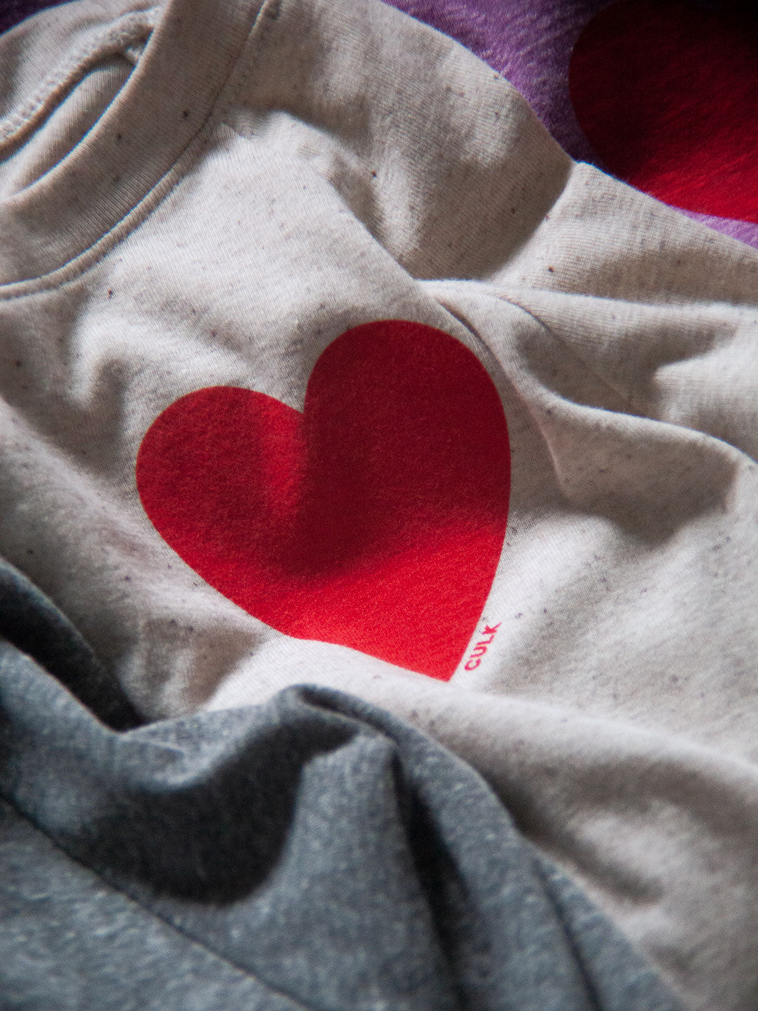 Love Women's Raglan Pullover Tri Oatmeal-Culk
