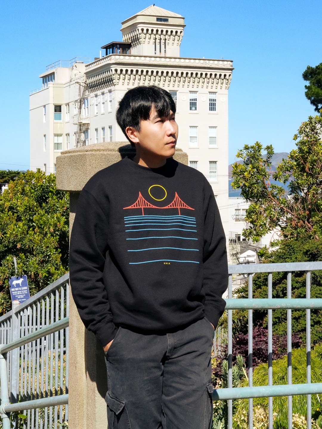 Minimal Bridge Color Crewneck Sweatshirt Black-Culk