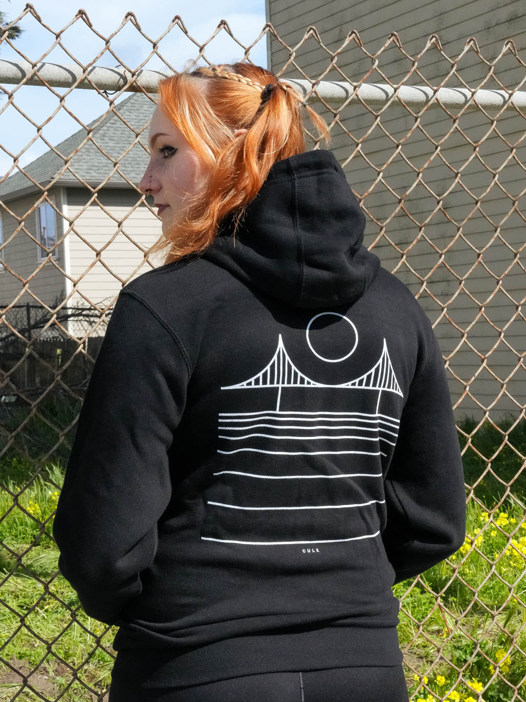 Minimal Bridge Zip-up Hoodie Black-Culk