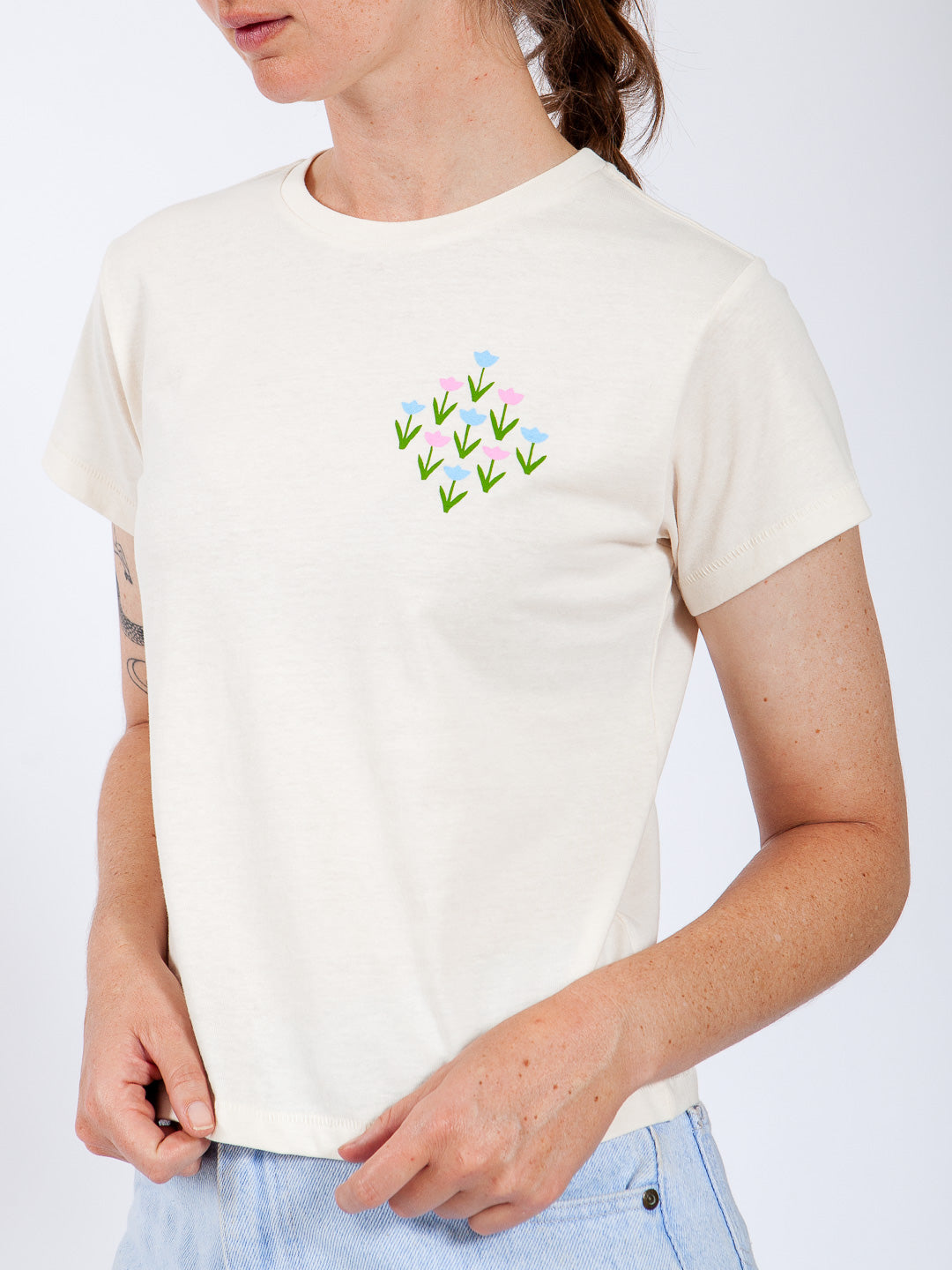 Tulips Women's Tee Cream-Culk