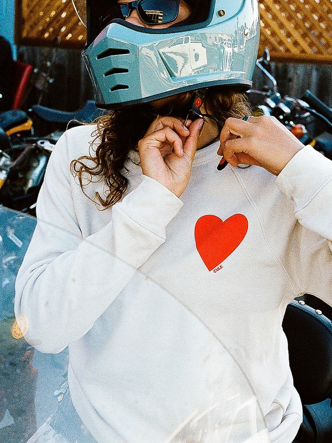 Love Crewneck Cream-Culk