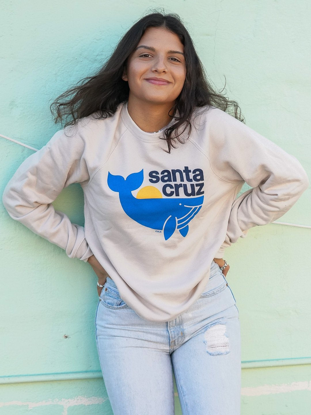 Santa Cruz Whale Crewneck Cream-Culk